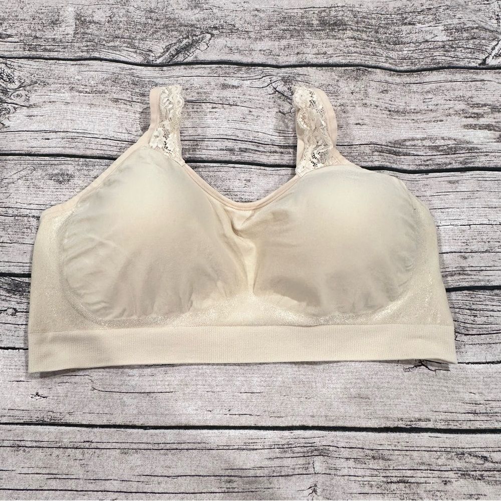 Underoutfit Comfort Bra in Cream With Lace Trim, Wireless, Size 2X